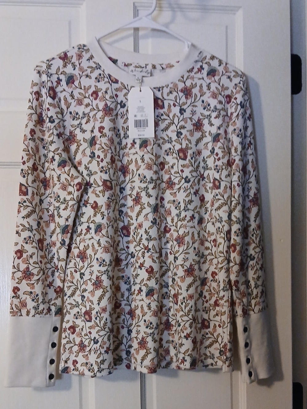 Wonderly Cream Floral Crewneck Longsleve Thermal Type Shirt with Button Cuffs